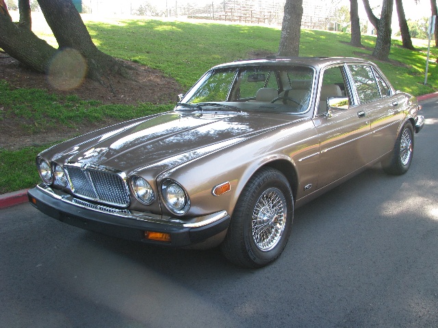 1987 Jaguar XJ6 Vanden Plas Slide Show