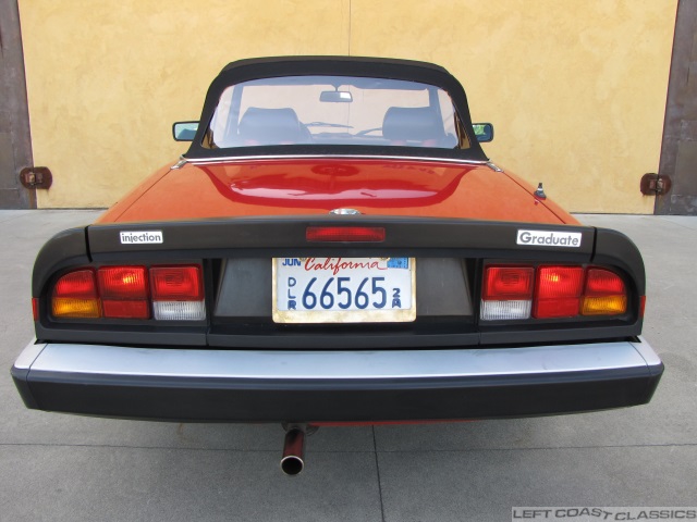 1988-alfa-romeo-spider-026.jpg