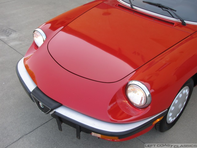 1988-alfa-romeo-spider-057.jpg