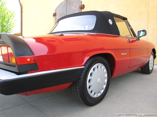 1988-alfa-romeo-spider-066.jpg