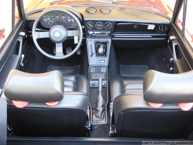 1988-alfa-romeo-spider-098.jpg