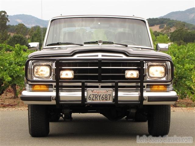 1989-jeep-grand-wagoneer-002.jpg