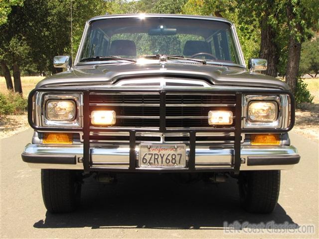 1989-jeep-grand-wagoneer-004.jpg