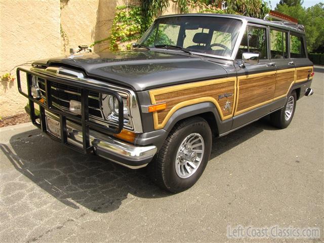 1989-jeep-grand-wagoneer-006.jpg