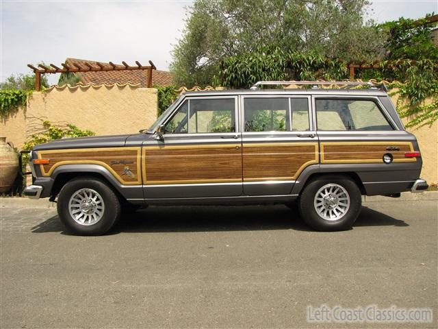 1989-jeep-grand-wagoneer-013.jpg