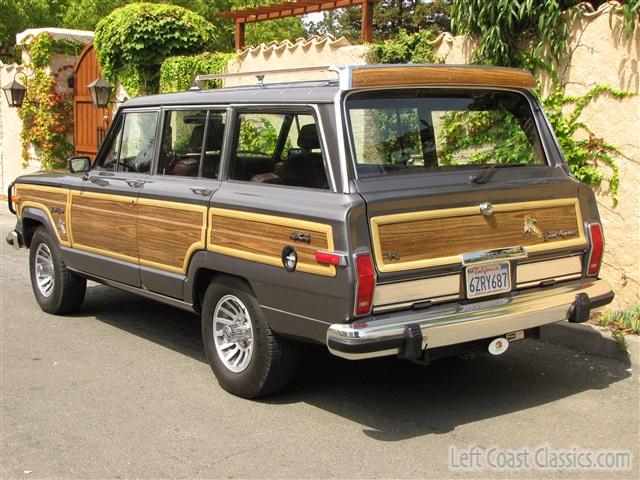 1989-jeep-grand-wagoneer-019.jpg