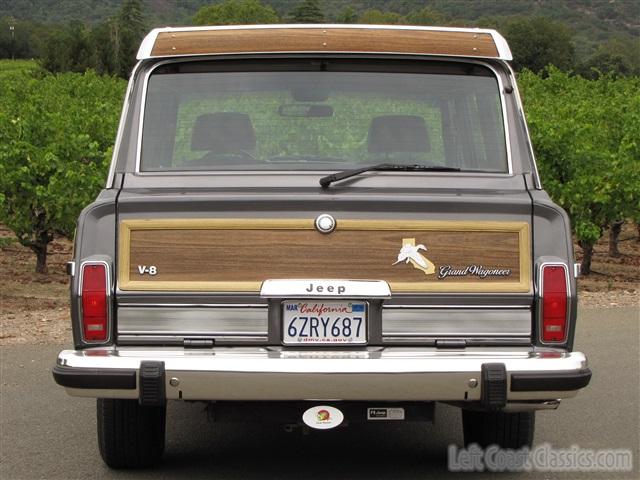 1989-jeep-grand-wagoneer-023.jpg