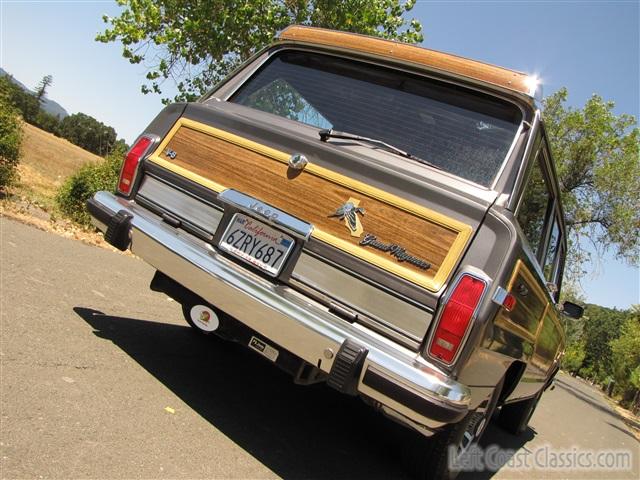 1989-jeep-grand-wagoneer-057.jpg