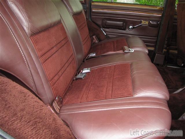 1989-jeep-grand-wagoneer-097.jpg