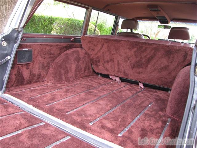 1989-jeep-grand-wagoneer-117.jpg