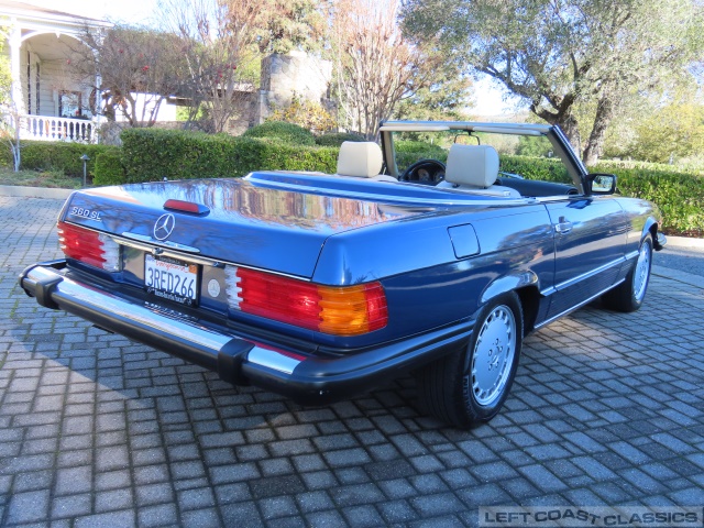 1989-mercedes-benz-560sl-031.jpg