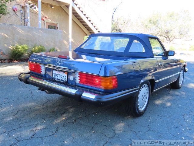 1989-mercedes-benz-560sl-037.jpg