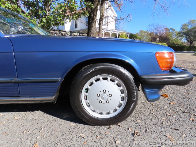 1989-mercedes-benz-560sl-103.jpg