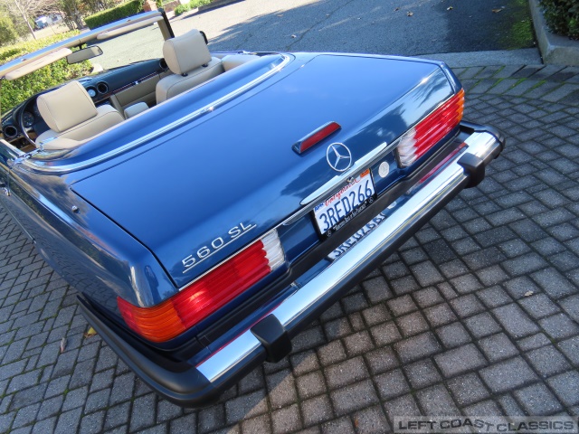 1989-mercedes-benz-560sl-122.jpg