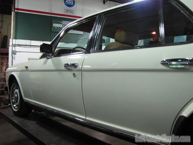 1989-rolls-royce-silver-spirit-825.jpg