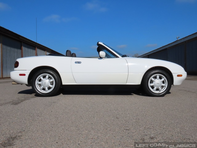 1990-mazda-miata-031.jpg