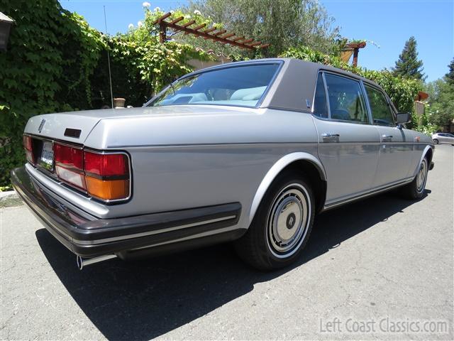 1990-rolls-royce-silver-spur-2-132.jpg