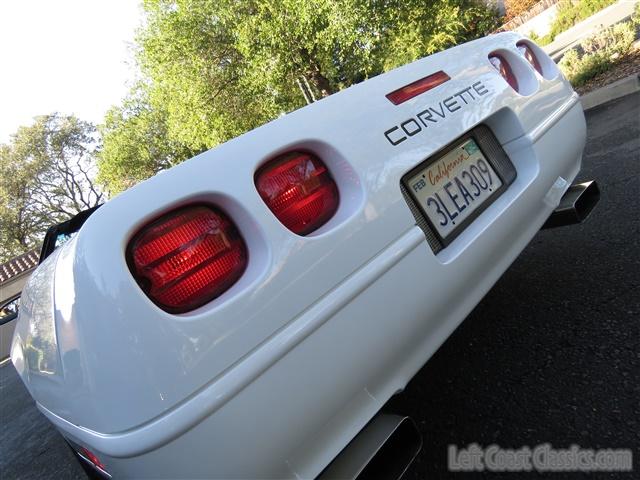 1995-corvette-c4-convertible-071.jpg