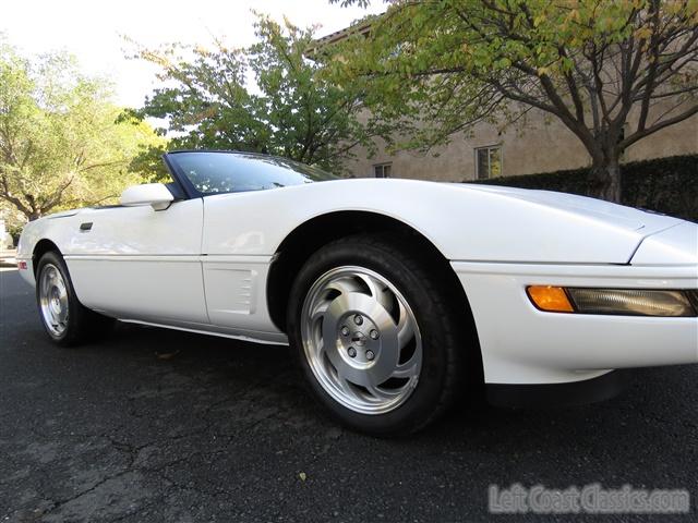 1995-corvette-c4-convertible-079.jpg