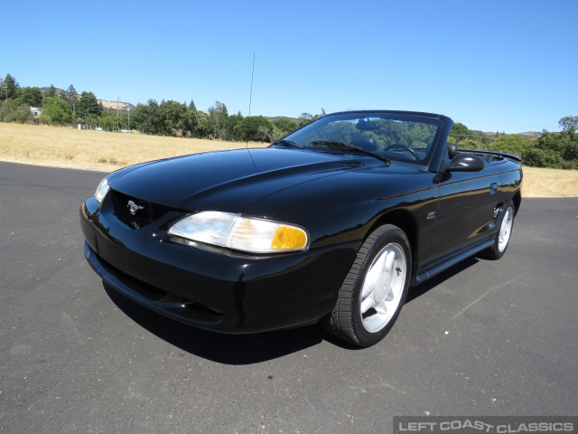 1995-ford-mustang-gt-convertible-004.jpg