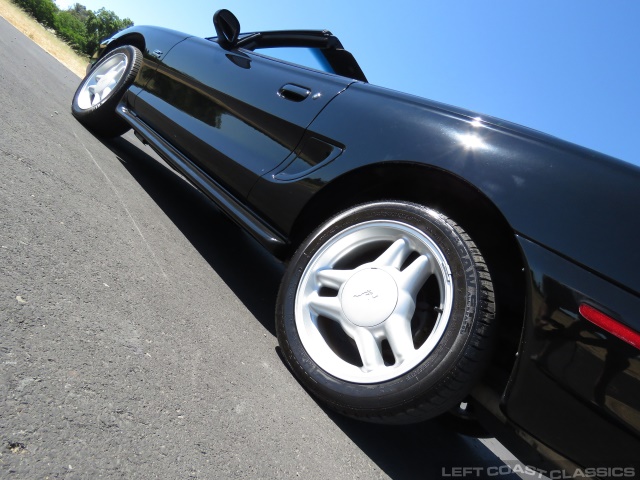 1995-ford-mustang-gt-convertible-068.jpg