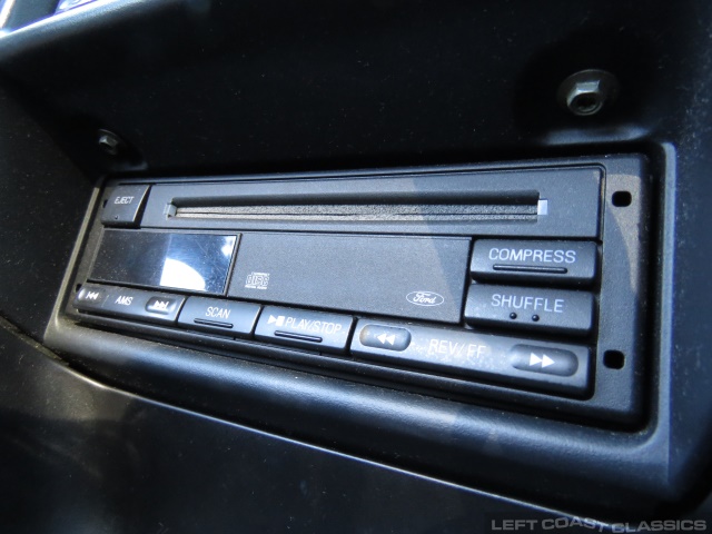 1995-ford-mustang-gt-convertible-113.jpg