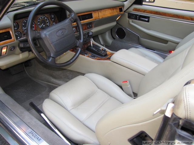 1995-jaguar-xjs-convertible-111.jpg