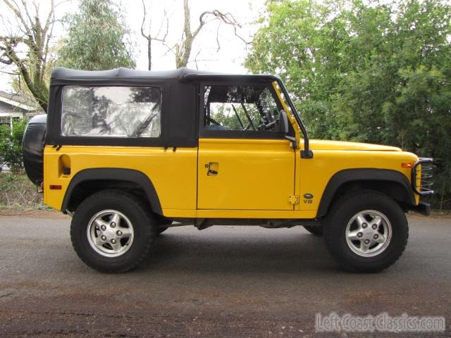 1995-land-rover-defender-90-025.jpg