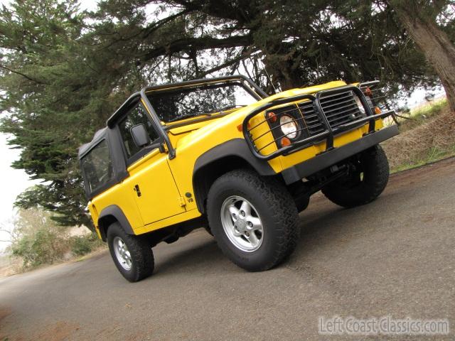 1995-land-rover-defender-90-026.jpg