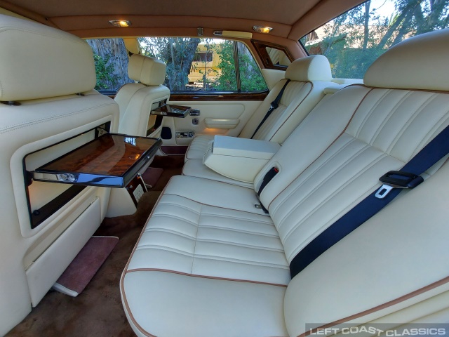 1996-rolls-royce-silver-spur-iii-144.jpg