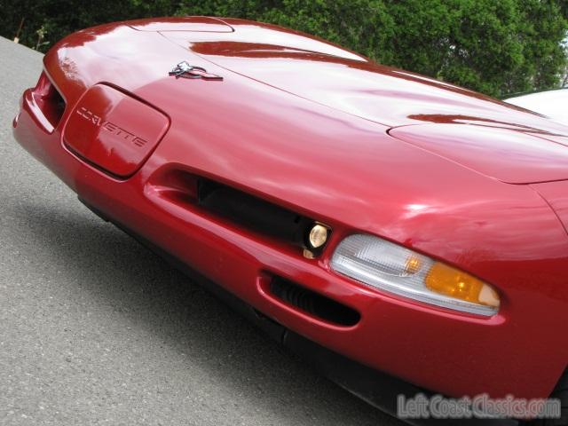 1999-chevrolet-corvette-convertible-035.jpg