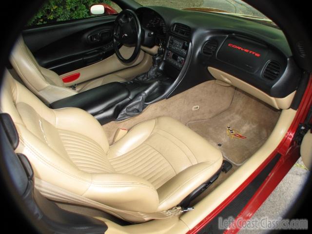 1999-chevrolet-corvette-convertible-080.jpg