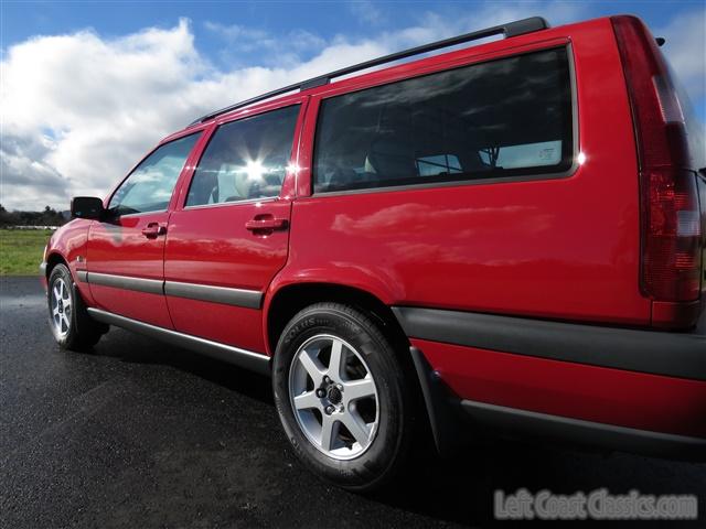 1999-volvo-v70-xc-cross-country-085.jpg