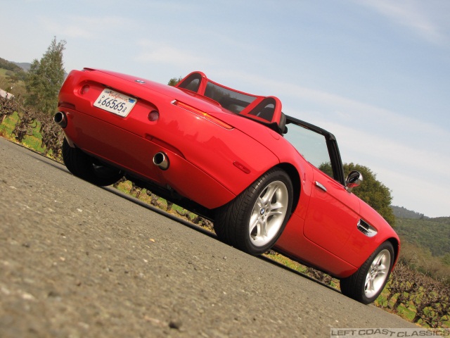 2002-bmw-z8-029.jpg