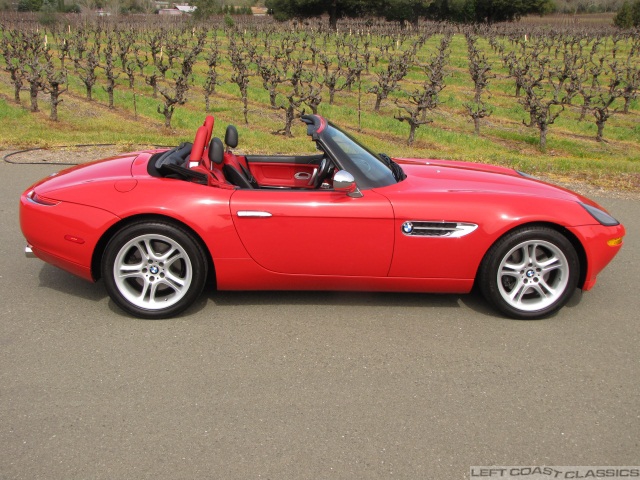 2002-bmw-z8-030.jpg