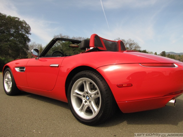 2002-bmw-z8-042.jpg