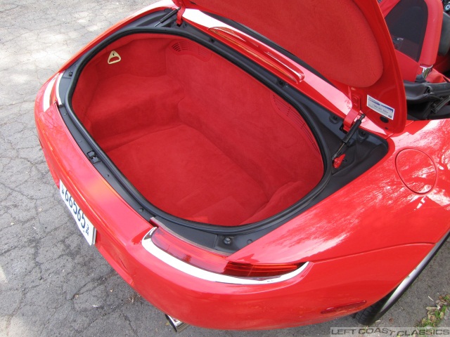 2002-bmw-z8-114.jpg