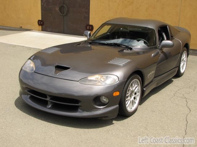 2002-dodge-viper-gts-acr-005.jpg