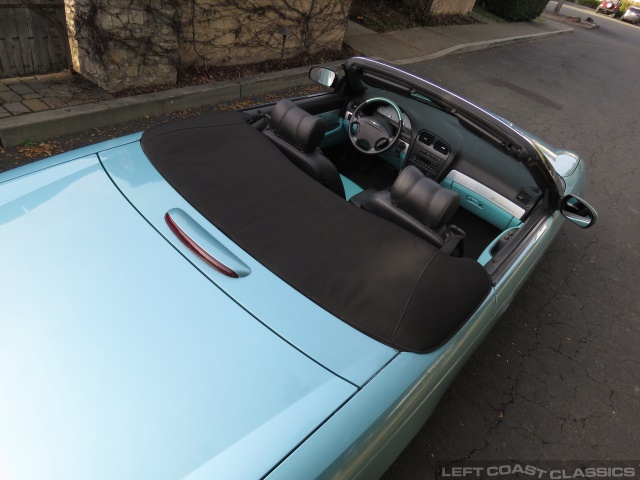 2002-ford-thunderbird-109.jpg