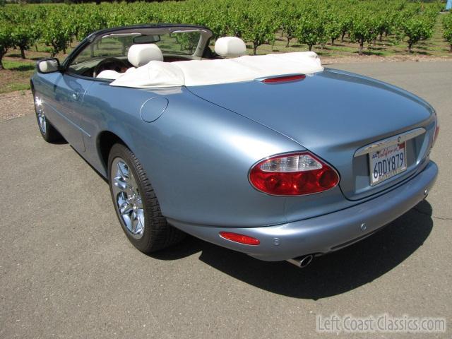 2002-jaguar-xk8-convertible-925.jpg