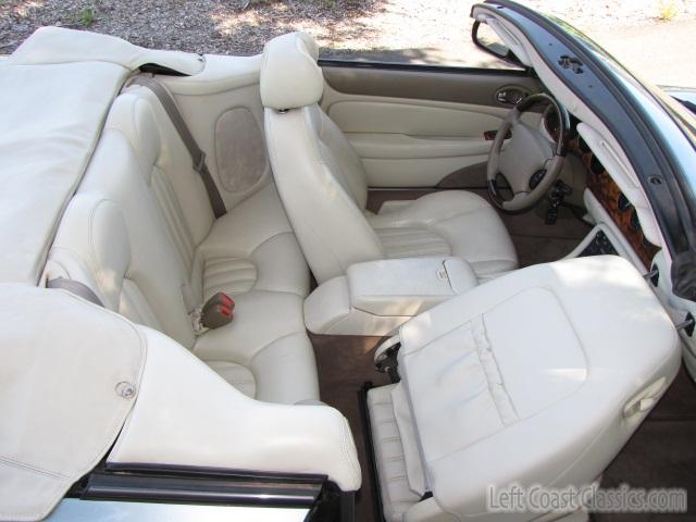 2002-jaguar-xk8-convertible-004.jpg