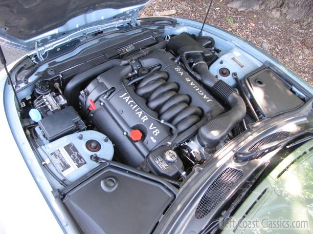 2002-jaguar-xk8-convertible-036.jpg