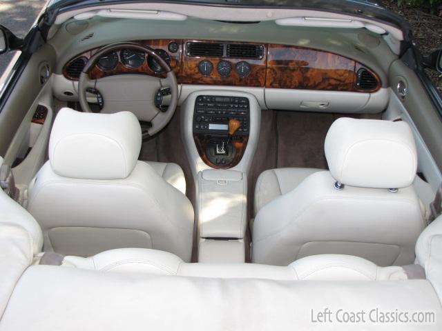 2002-jaguar-xk8-convertible-051.jpg