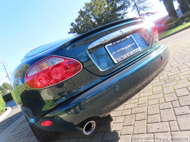 2002-jaguar-xkr-057.jpg