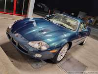 2002-jaguar-xkr-009