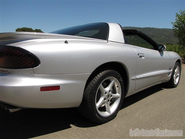 2002-pontiac-firebird-firehawk-065.jpg