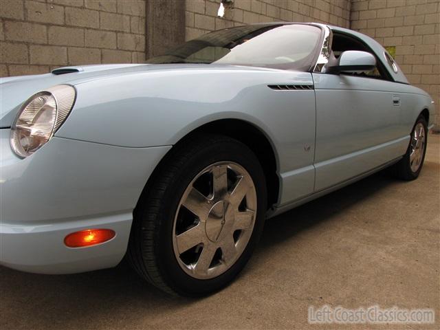 2003-ford-thunderbird-043.jpg