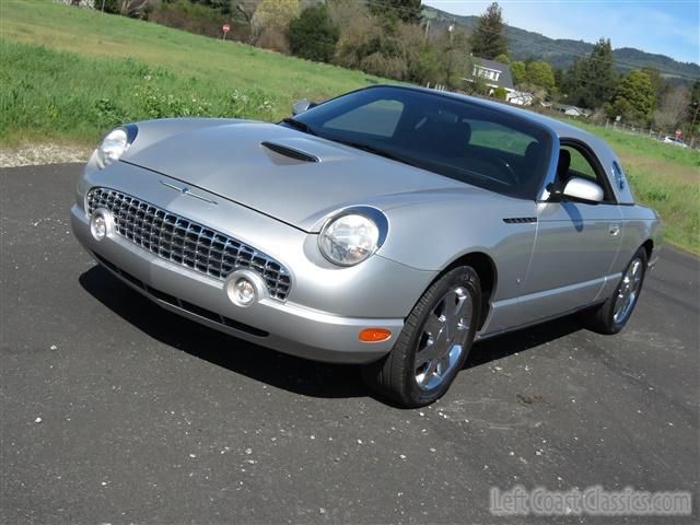 2004-ford-thunderbird-011.jpg