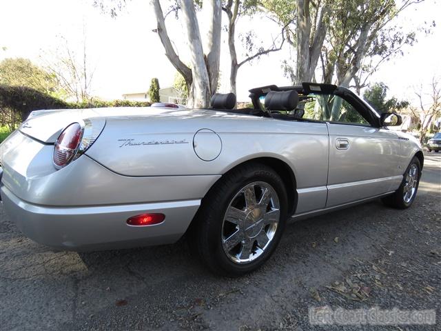 2004-ford-thunderbird-081.jpg