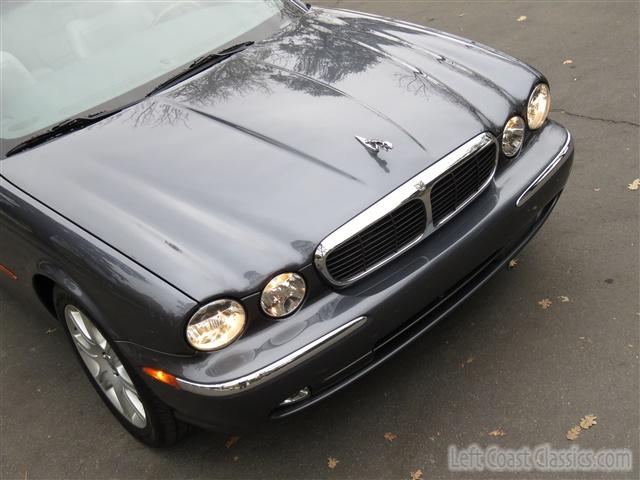 2004-jaguar-xj8-074.jpg